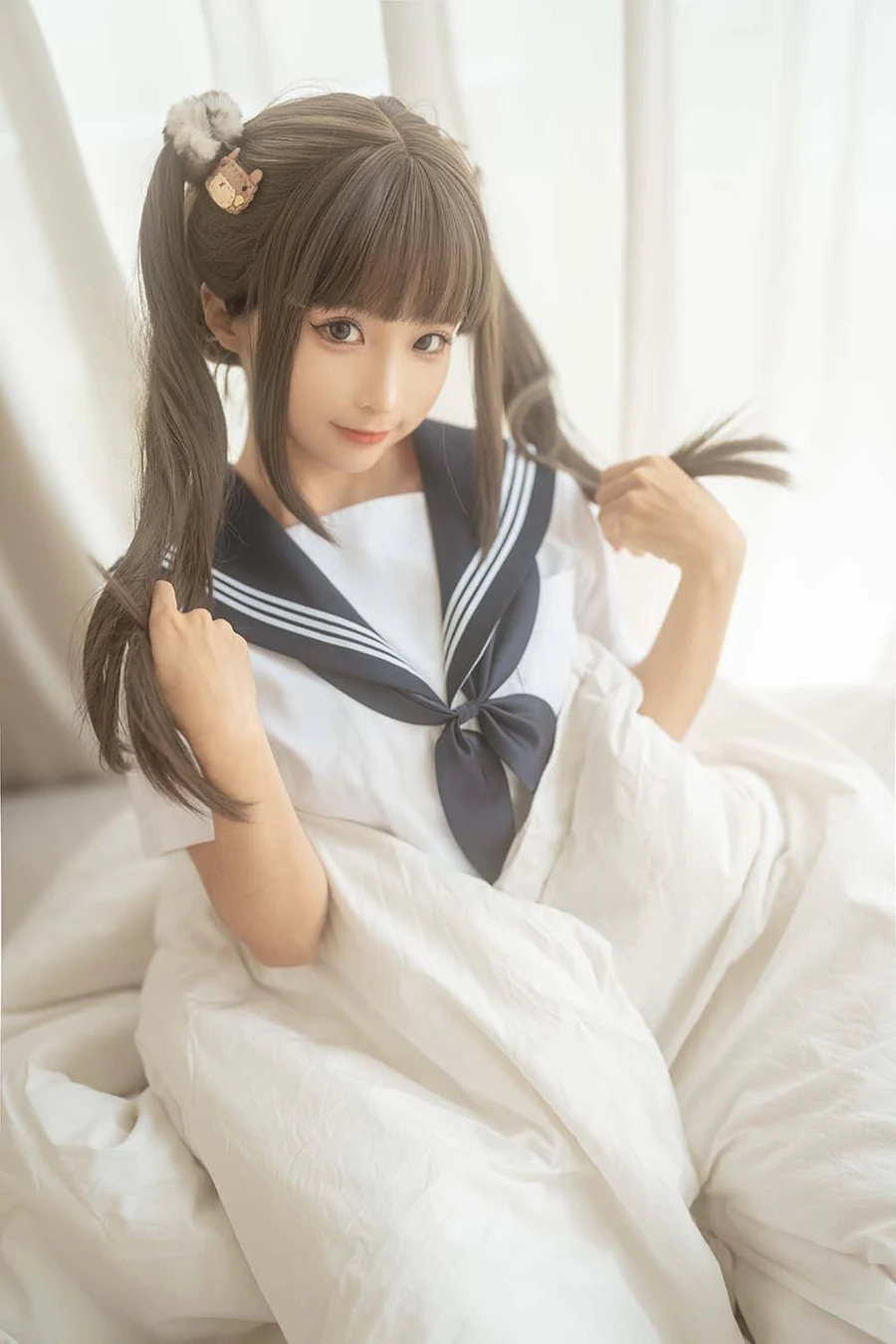 蠢沫沫 – 被窝JK Cosplay-第1张