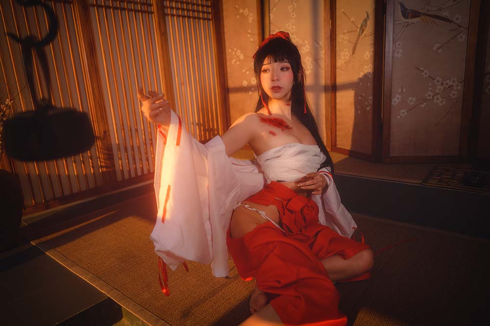 特软儿Sona – 巫女 Cosplay-第2张