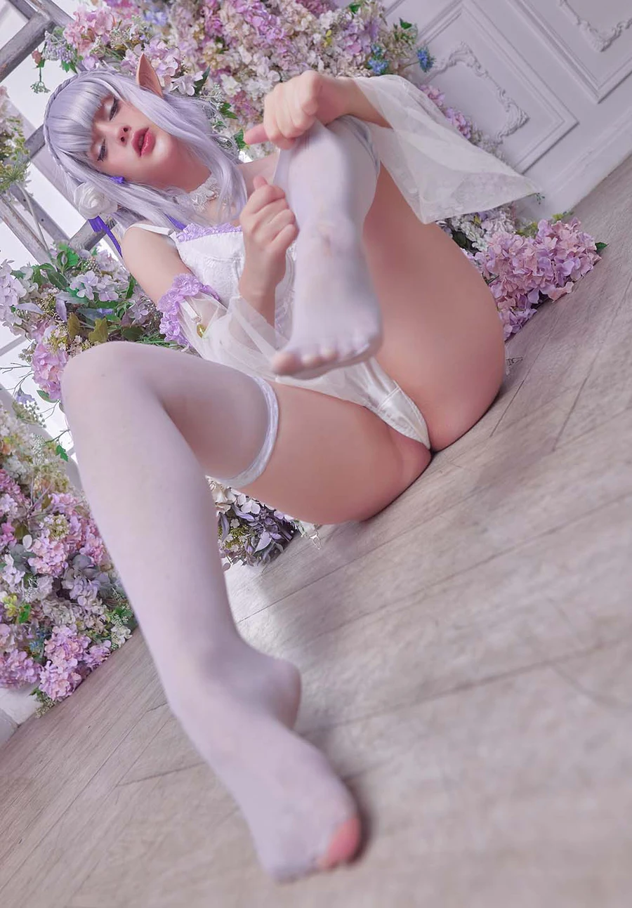 Hologana – Emilia Lingerie Cosplay-第2张