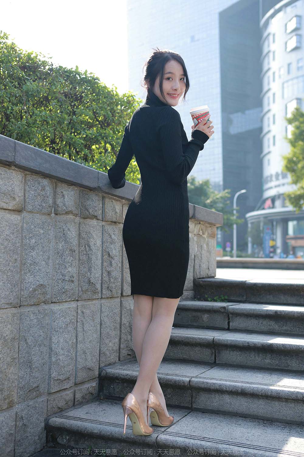 [IESS异思趣向] 2022.03.21 丝享家1035：婉萍《黑色包臀裙》 IESS异思趣向-第1张