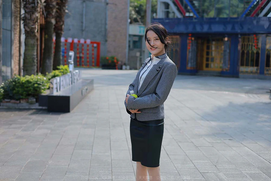 [IESS异思趣向] 2022.04.22 丝享家1067：婉萍《转角遇见她》 IESS异思趣向-第2张