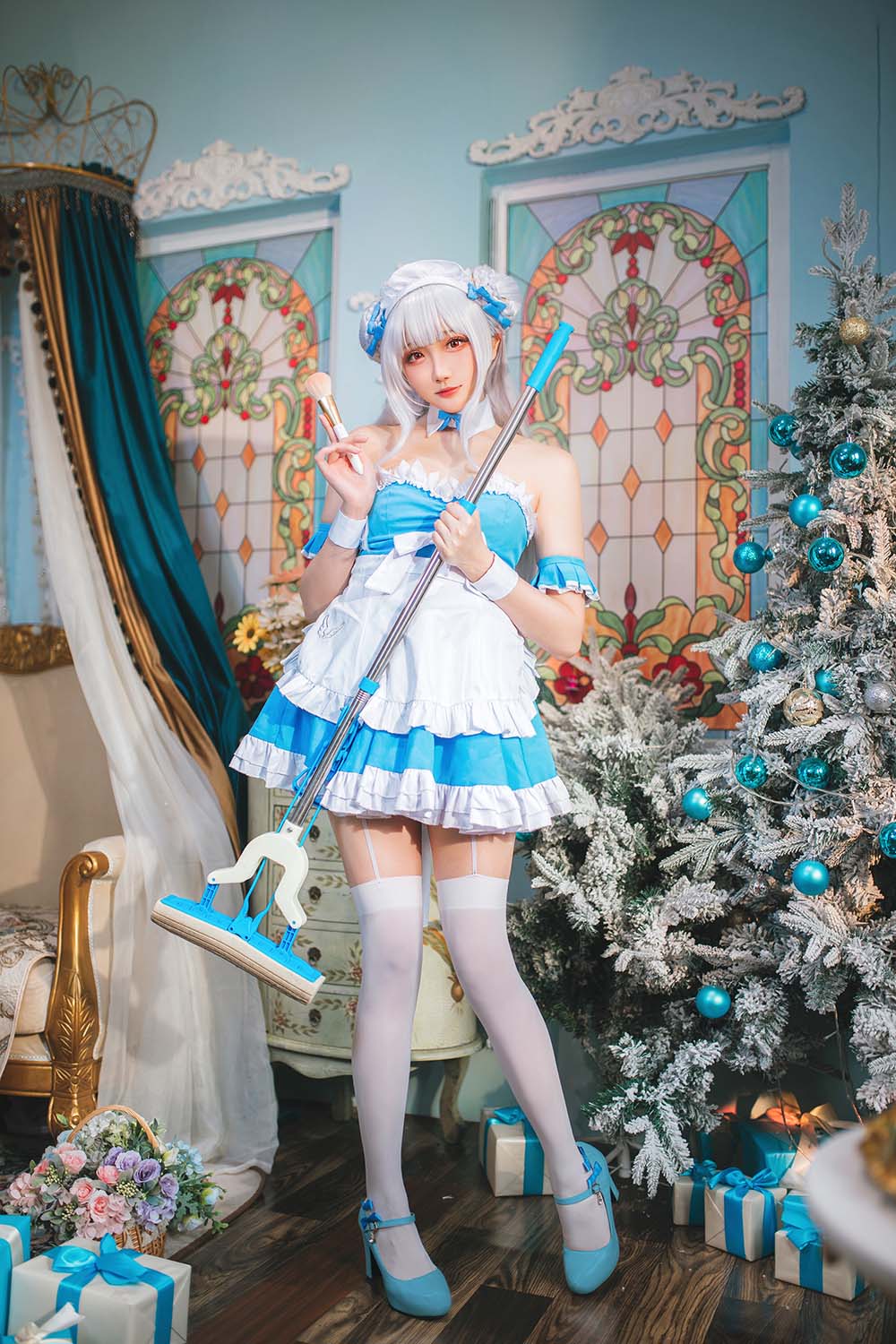 瓜希酱 – 碧蓝航线 小天鹅女仆 Cosplay-第2张