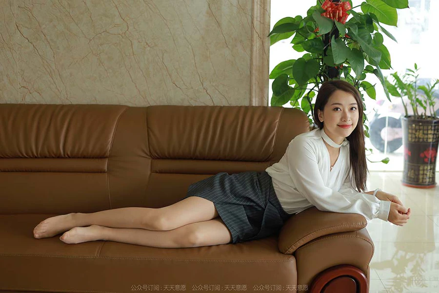 [IESS异思趣向] 2022.06.21 丝享家1124：小婕《美女接待员》 IESS异思趣向-第1张