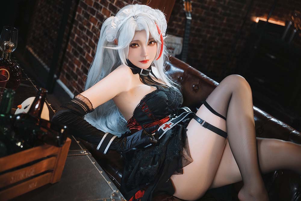 瓜希酱 – 碧蓝航线 欧根亲王沉醉于夜 Cosplay-第1张