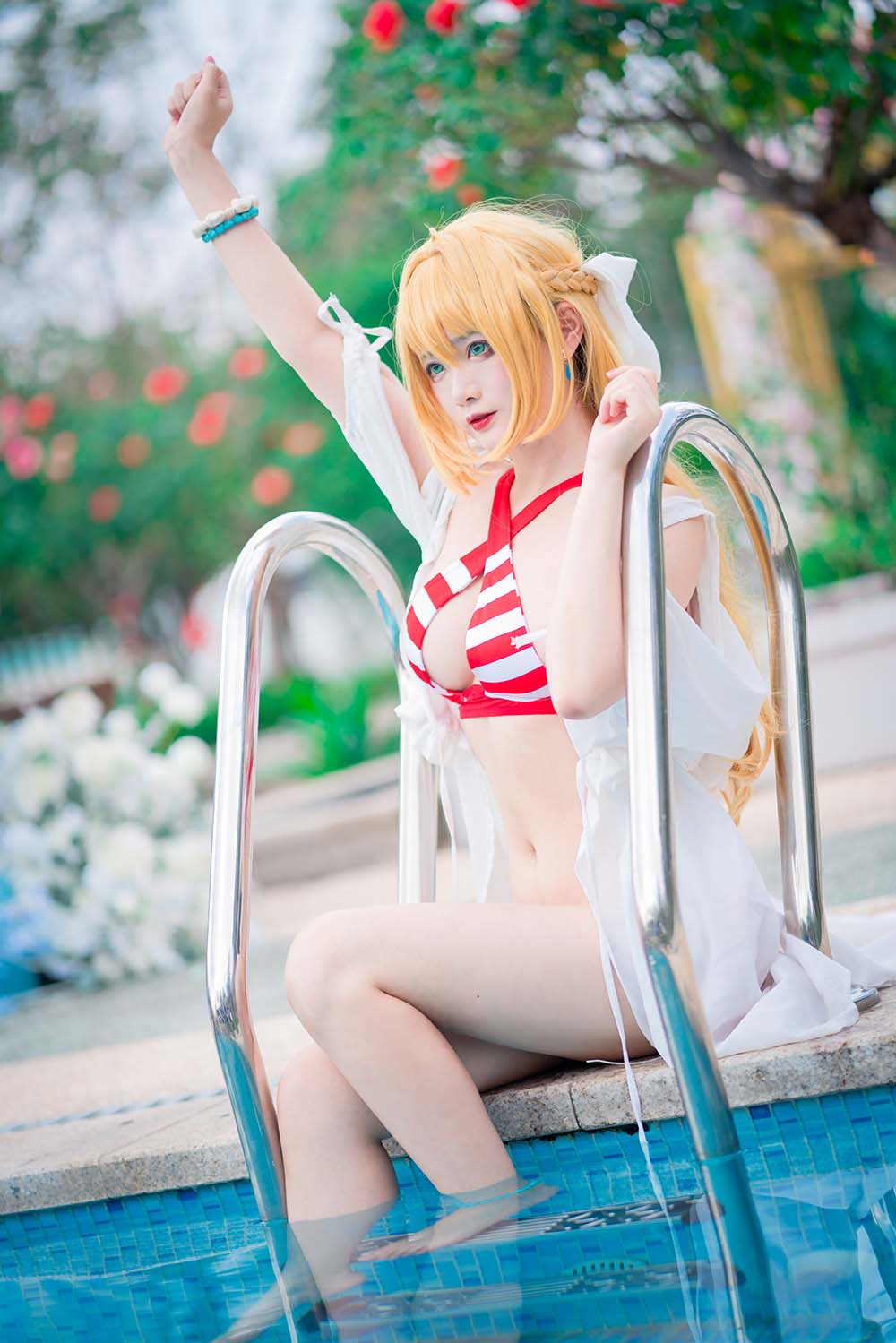 七海抹茶酱 – 尼禄泳装 Cosplay-第1张