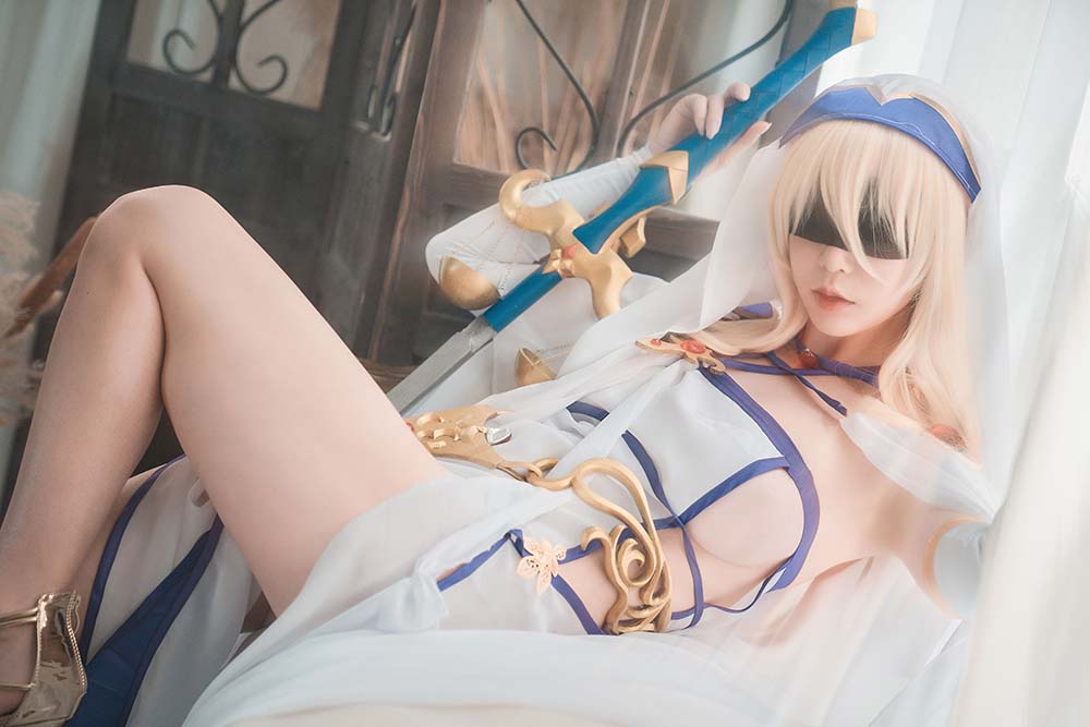 爱老师_PhD – 剑圣女 Cosplay-第1张