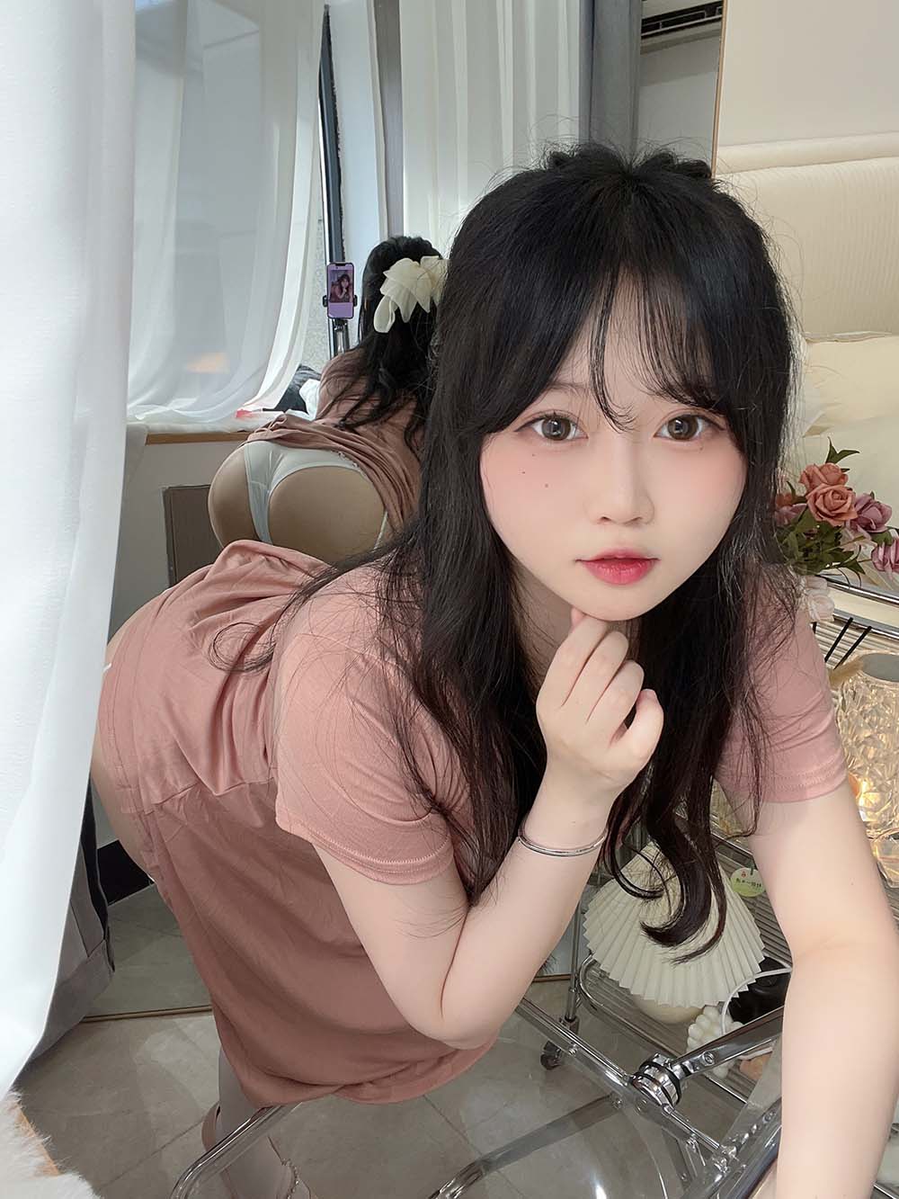 蜜桃少女是依酱呀 – 人妻 Cosplay-第2张