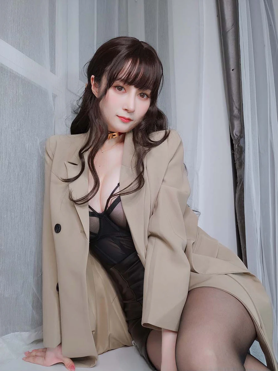 白银 – 残業中 ing Cosplay-第1张
