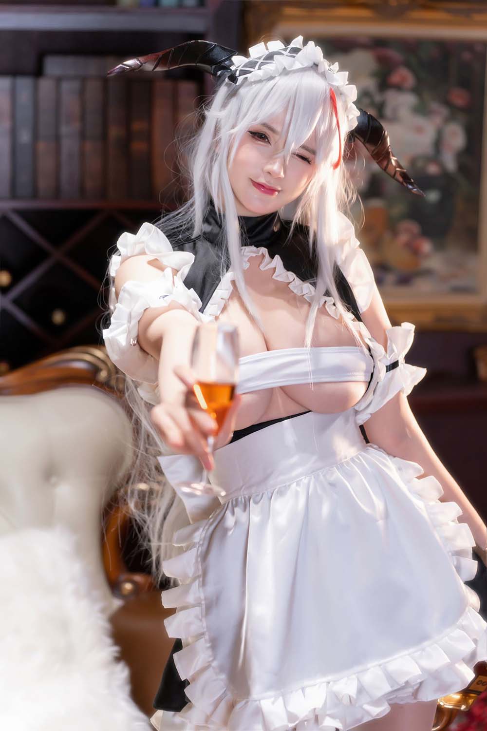 前羽_rr – 埃吉尔女仆 Cosplay-第1张