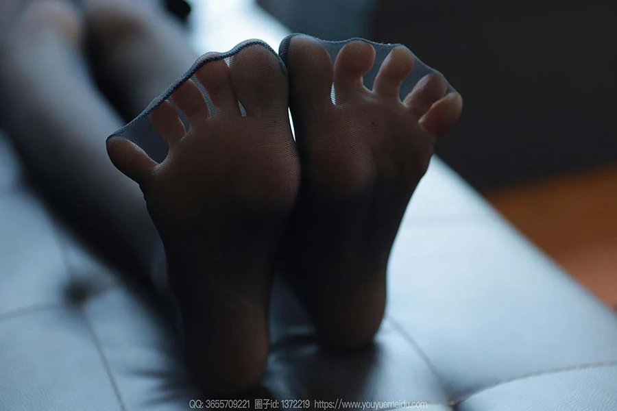 [IESS异思趣向] 2023.10.25 丝享家1568：团团《有特长的女生》 IESS异思趣向-第2张