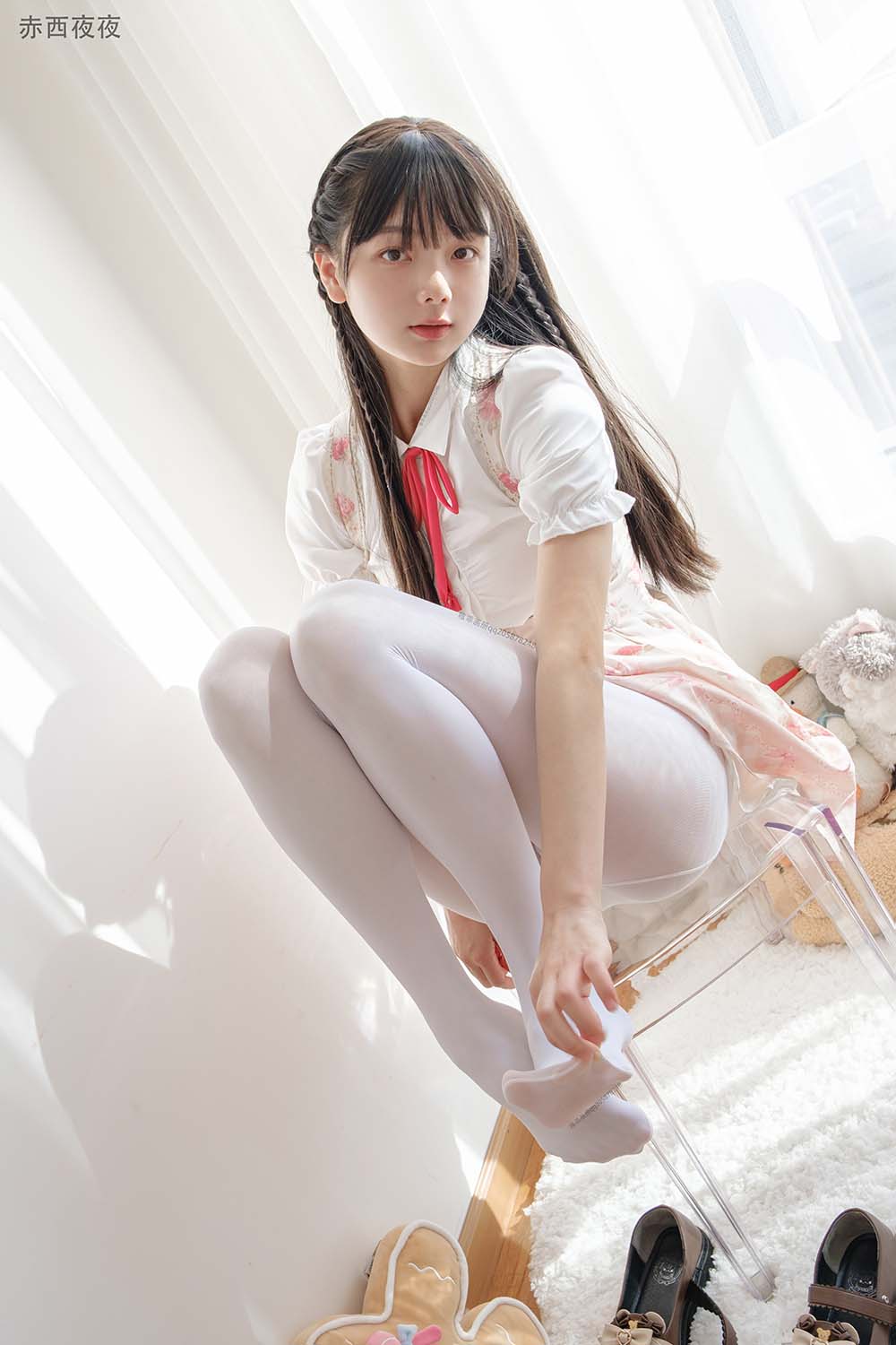 柴系小乖(稚乖画册) – 夜夜 白丝JK Cosplay-第1张