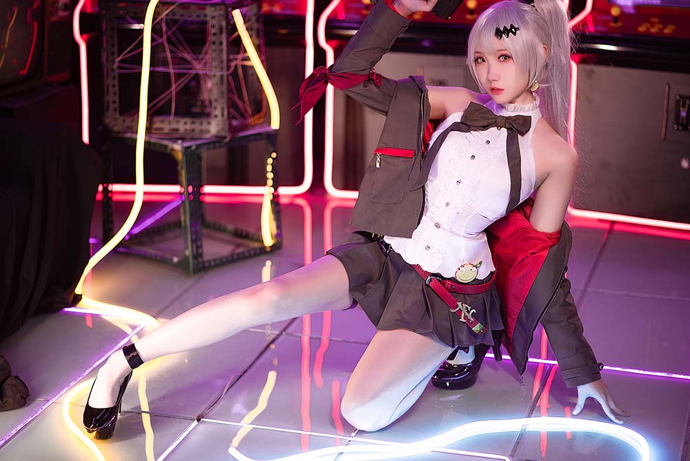 瓜希酱 – 少女前线 FN-57 Five-seveN Cosplay-第2张