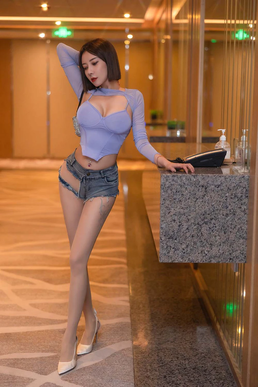果儿Victoria – 超短裤 Cosplay-第2张