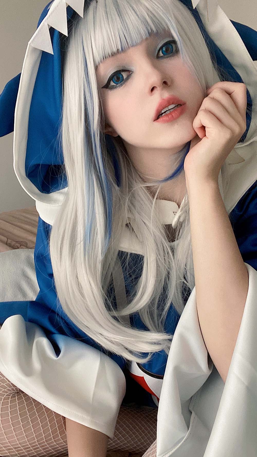 Olyashaa – Gawr Gura Cosplay-第1张