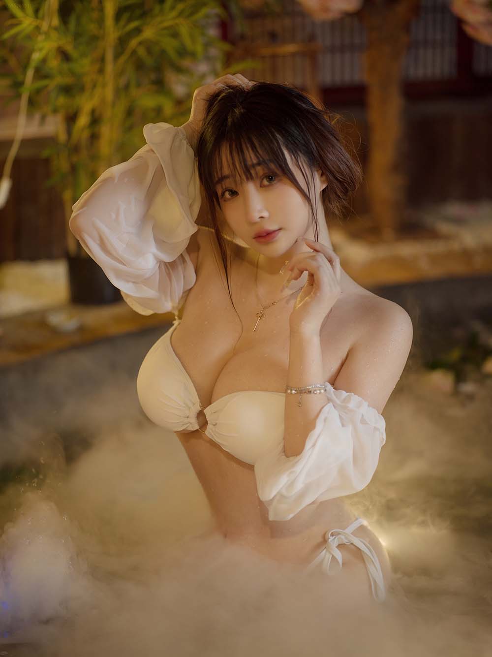 叉子宝宝 – 温泉 Cosplay-第1张