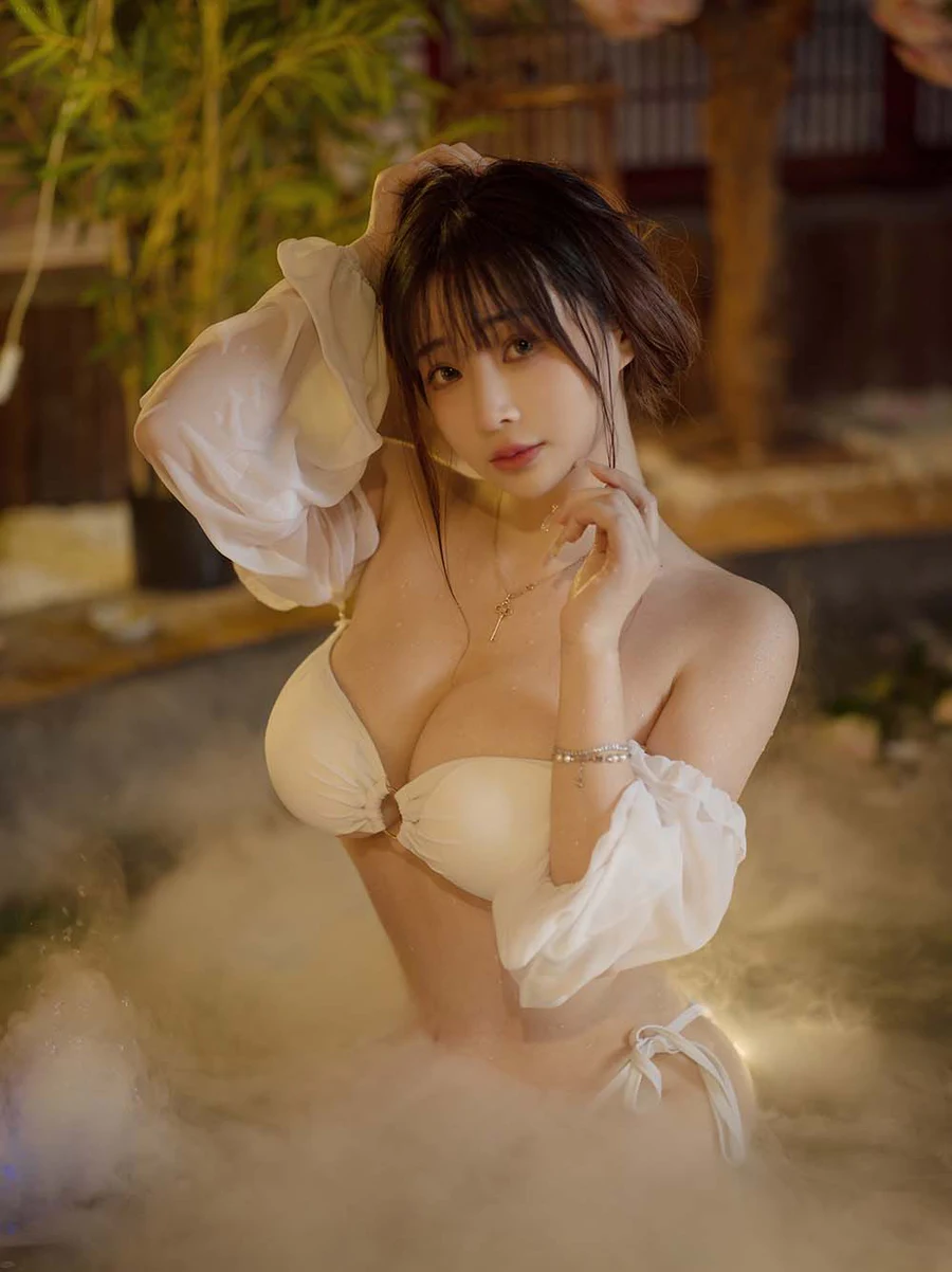 叉子宝宝 – 温泉 Cosplay-第1张