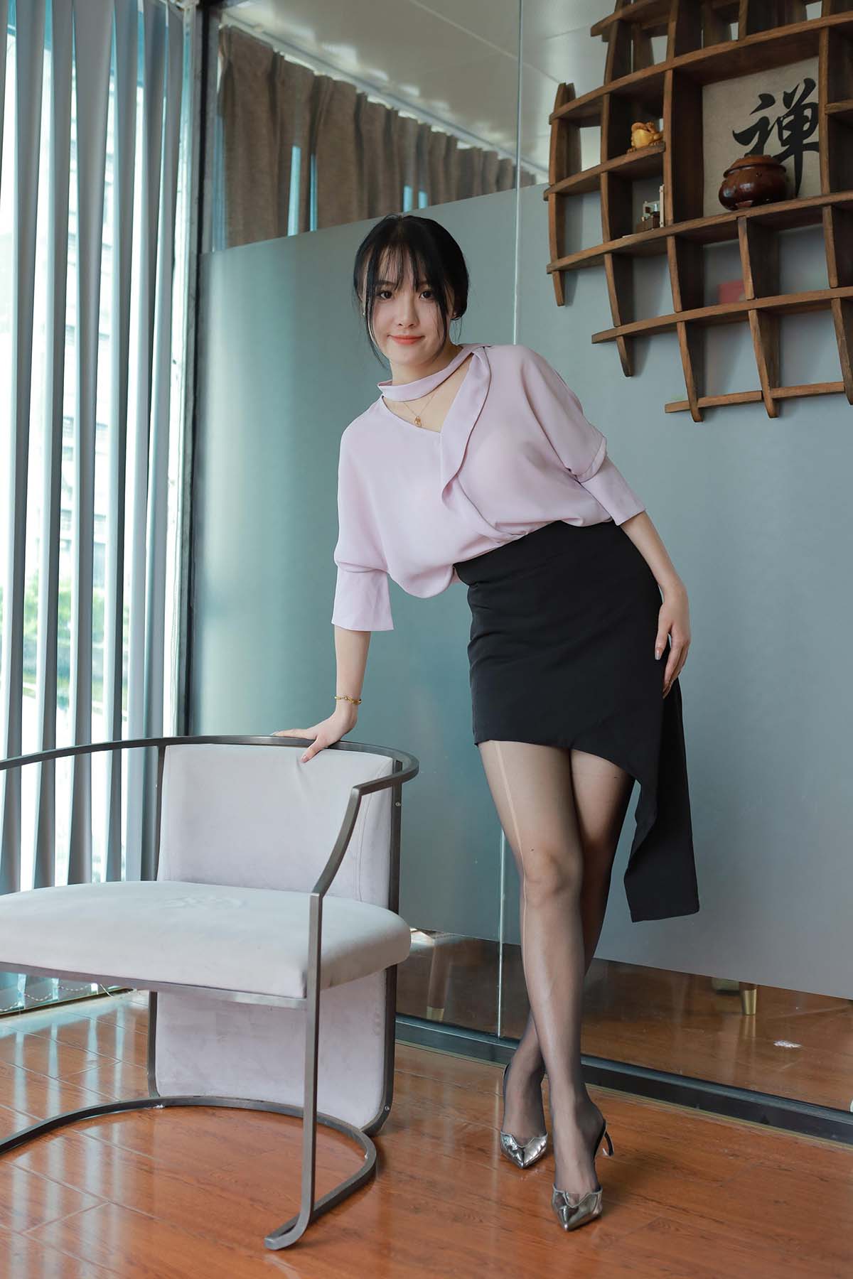[IESS异思趣向] 2024.06.28 丝享家1780：婉萍《职业黑丝》 IESS异思趣向-第1张