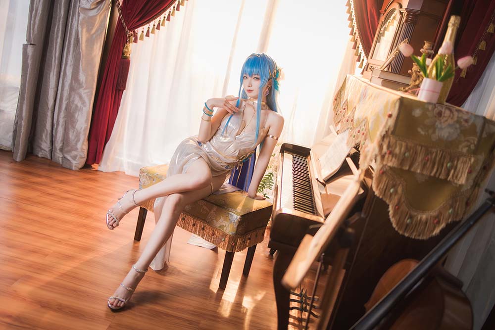 封疆疆v – NIKKE 胜利女神 海伦娜 Cosplay-第1张