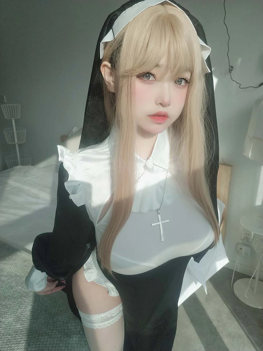 女主K – 修女 Cosplay-第2张