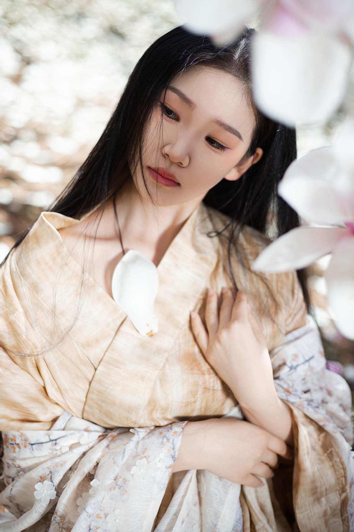 [YITUYU艺图语]2024.05.30 玉兰花开 相望回首喵喵喵 YITUYU艺图语-第1张