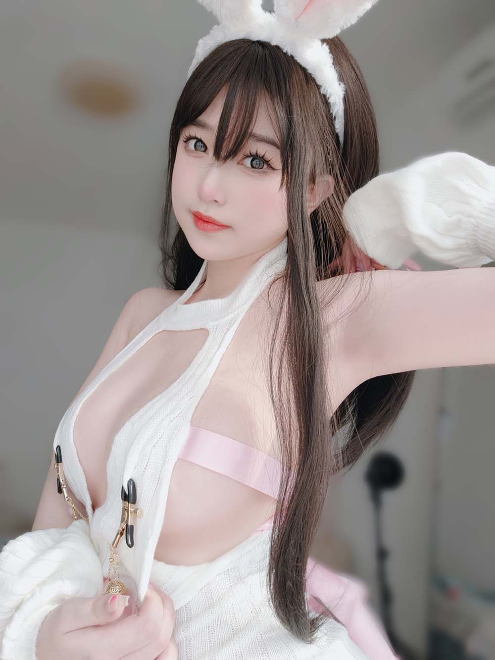 女主K – 白丝兔女郎 Cosplay-第2张
