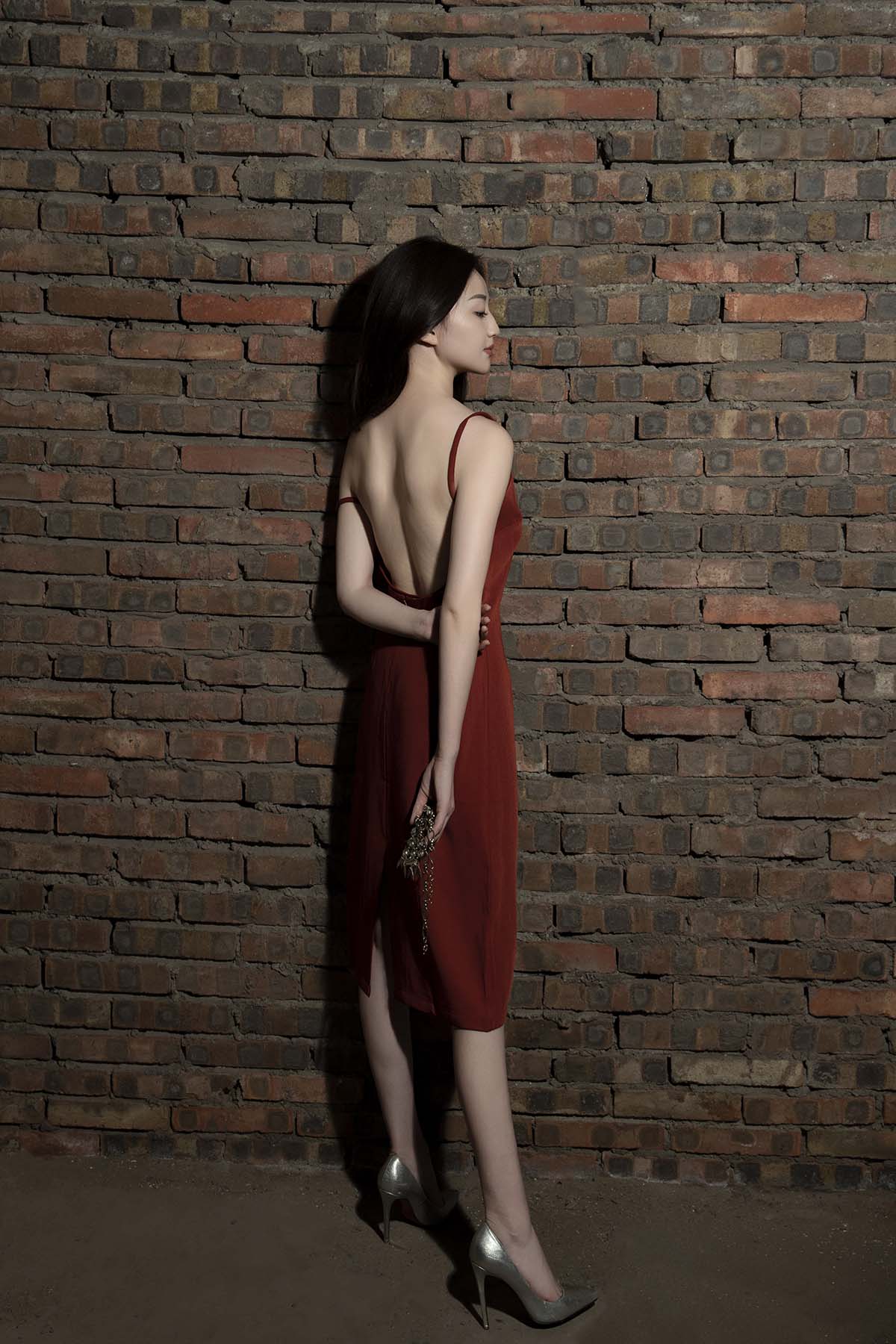 [YITUYU艺图语]2024.06.12 RED WALLS 小鱼儿 YITUYU艺图语-第1张