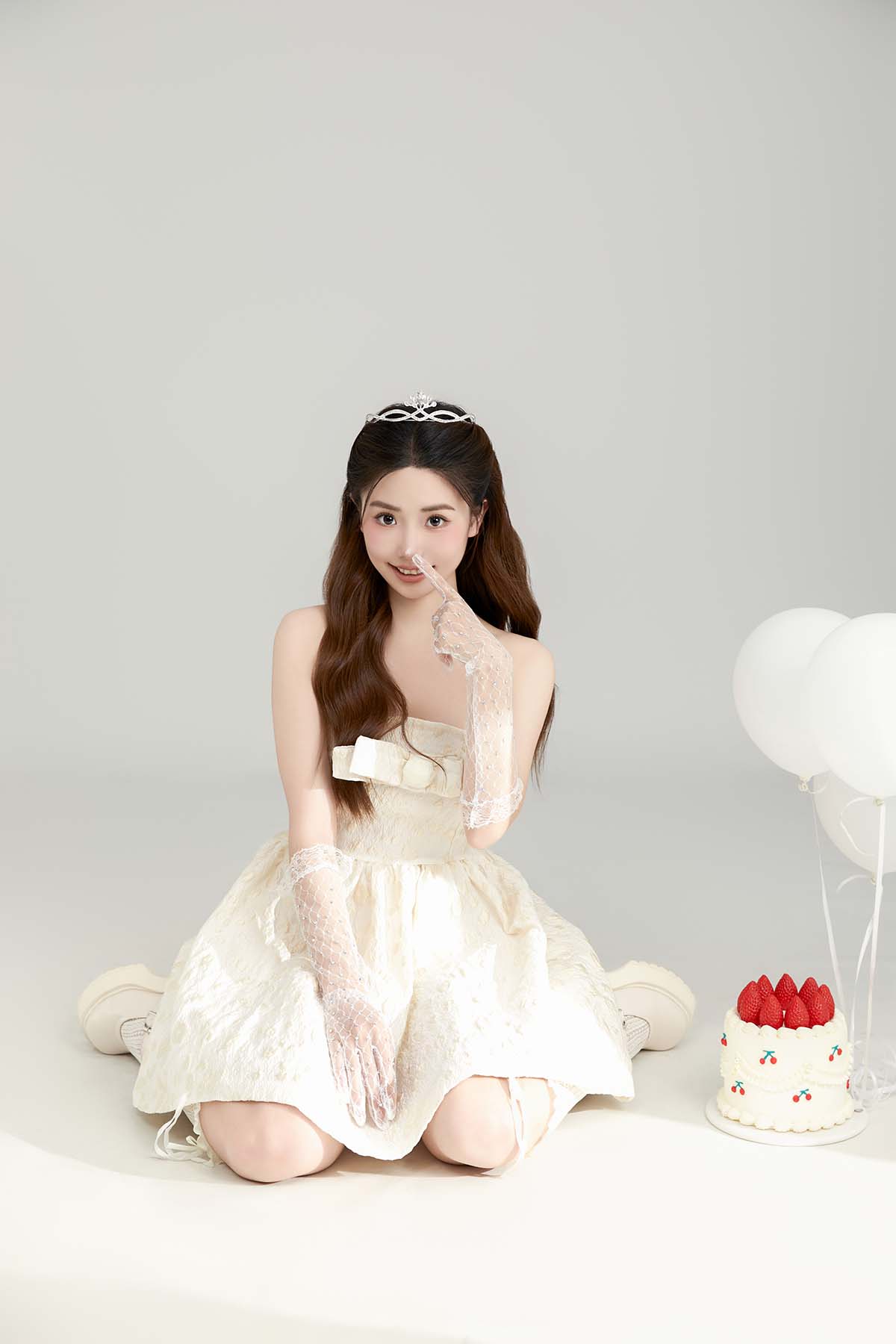 [YITUYU艺图语]2024.06.14 奶油风生日写真 hihiio YITUYU艺图语-第2张