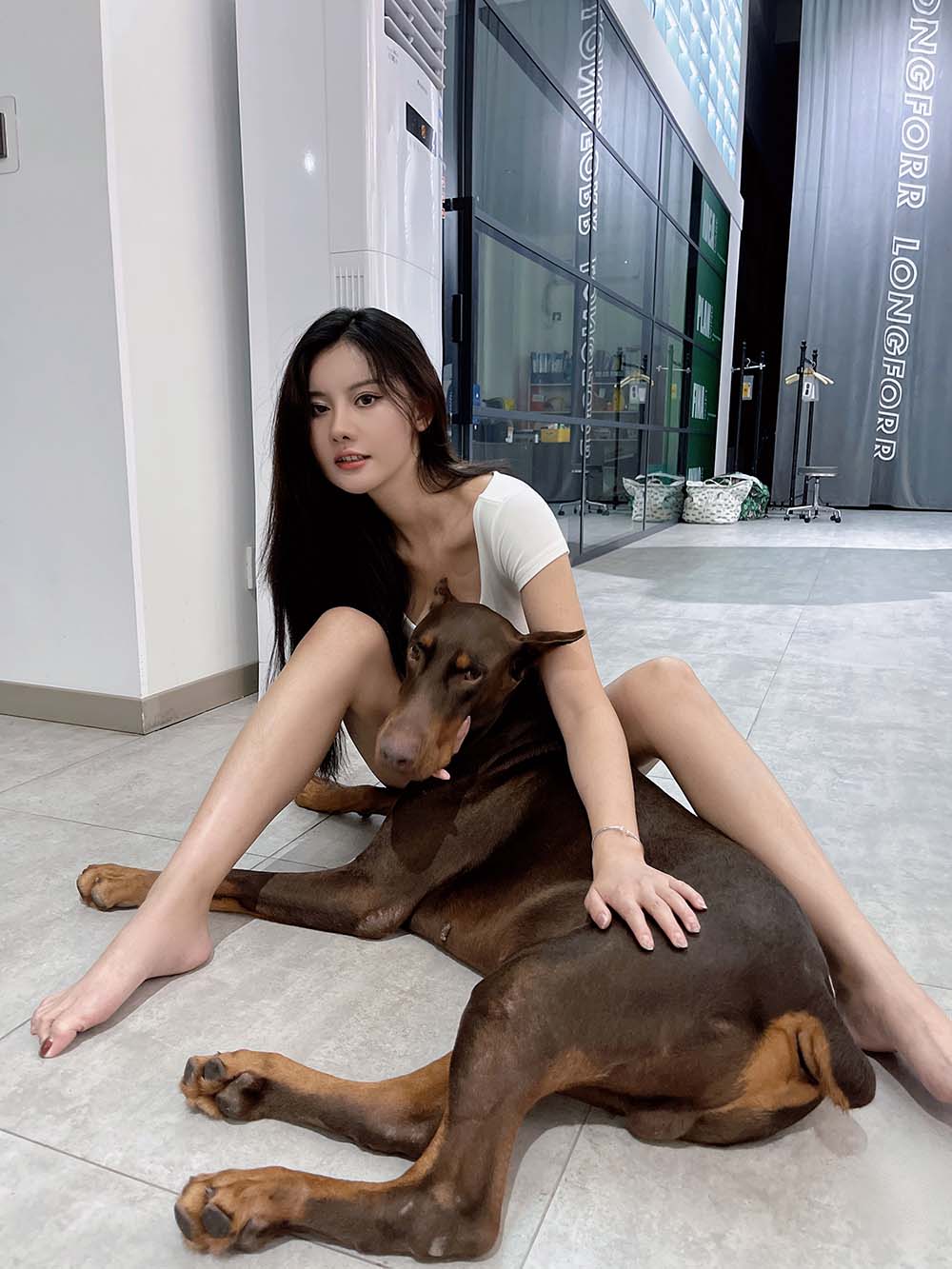 美女模特就是阿朱啊 – 杜宾狗 Cosplay-第2张