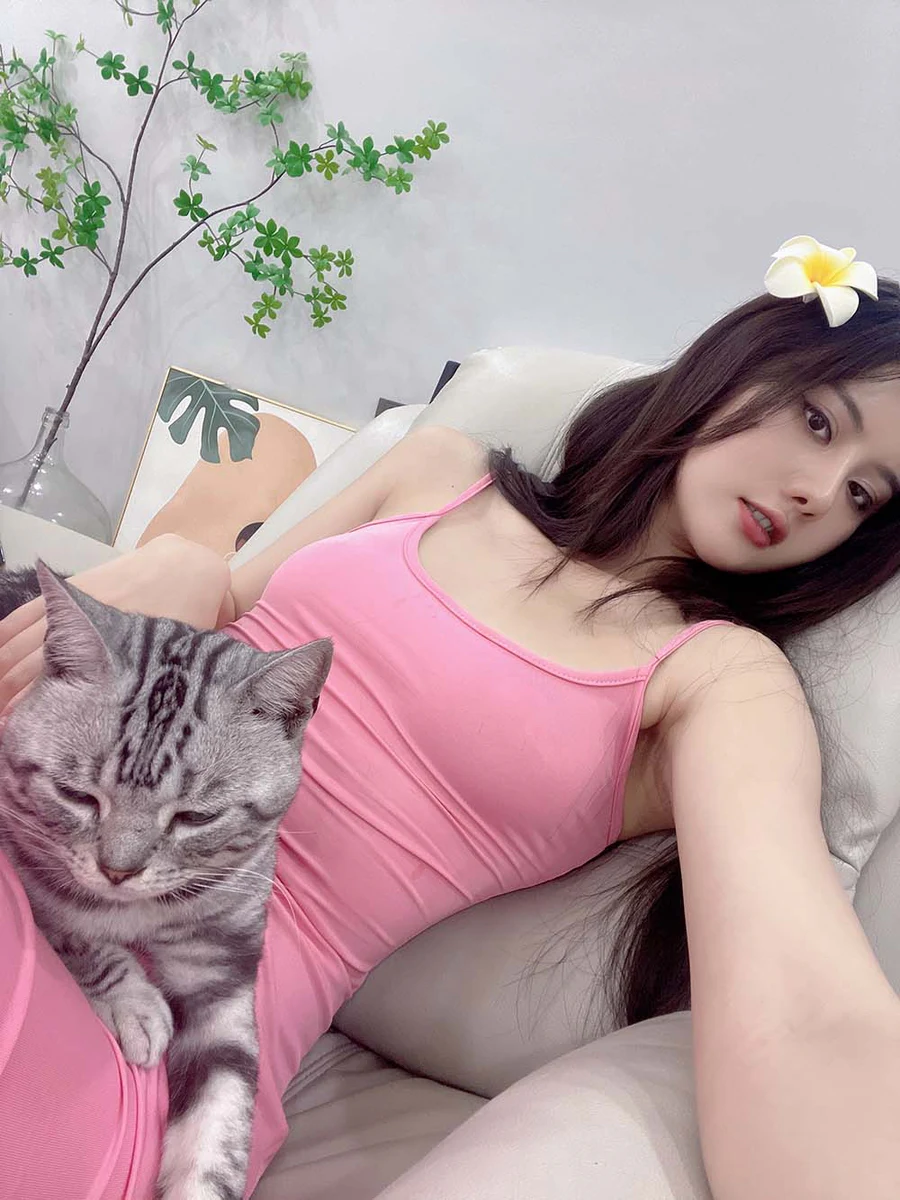 美女模特就是阿朱啊 – 逛超市 撸猫 Cosplay-第1张