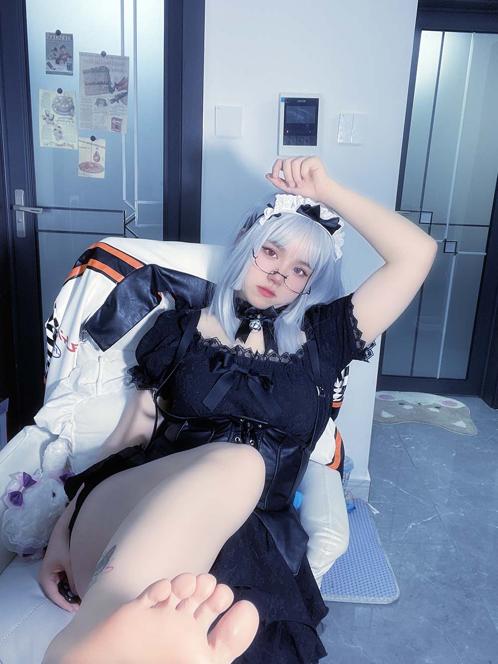 葱油饼 – 异瞳魅魔 Cosplay-第2张