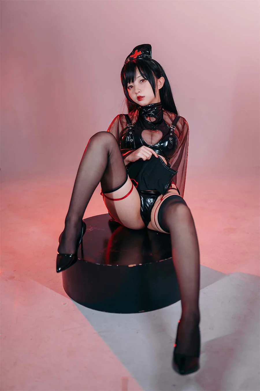 花铃 – 猩红护士 Cosplay-第2张