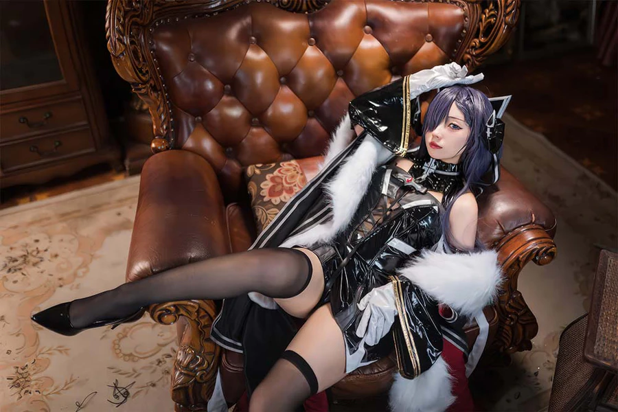 花铃 – 碧蓝航线-奥古斯特(铁血猫猫) Cosplay-第2张