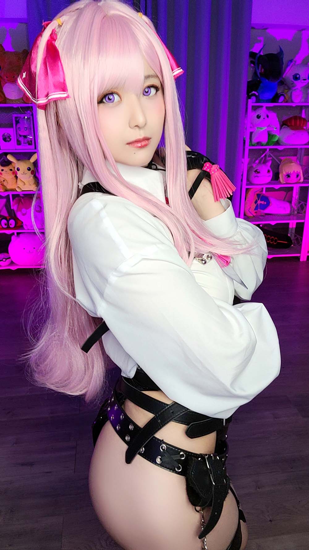 Monamisa – Yuni (NIKKE) Cosplay-第2张