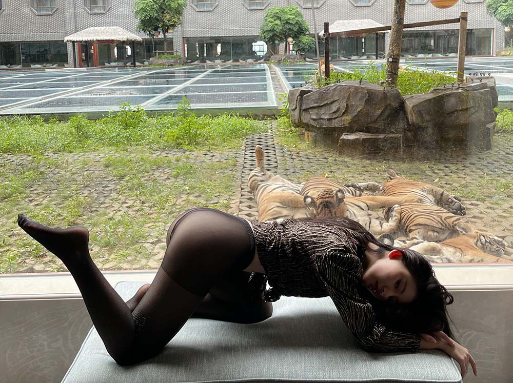 美女模特就是阿朱啊 – 与虎同行 Cosplay-第1张