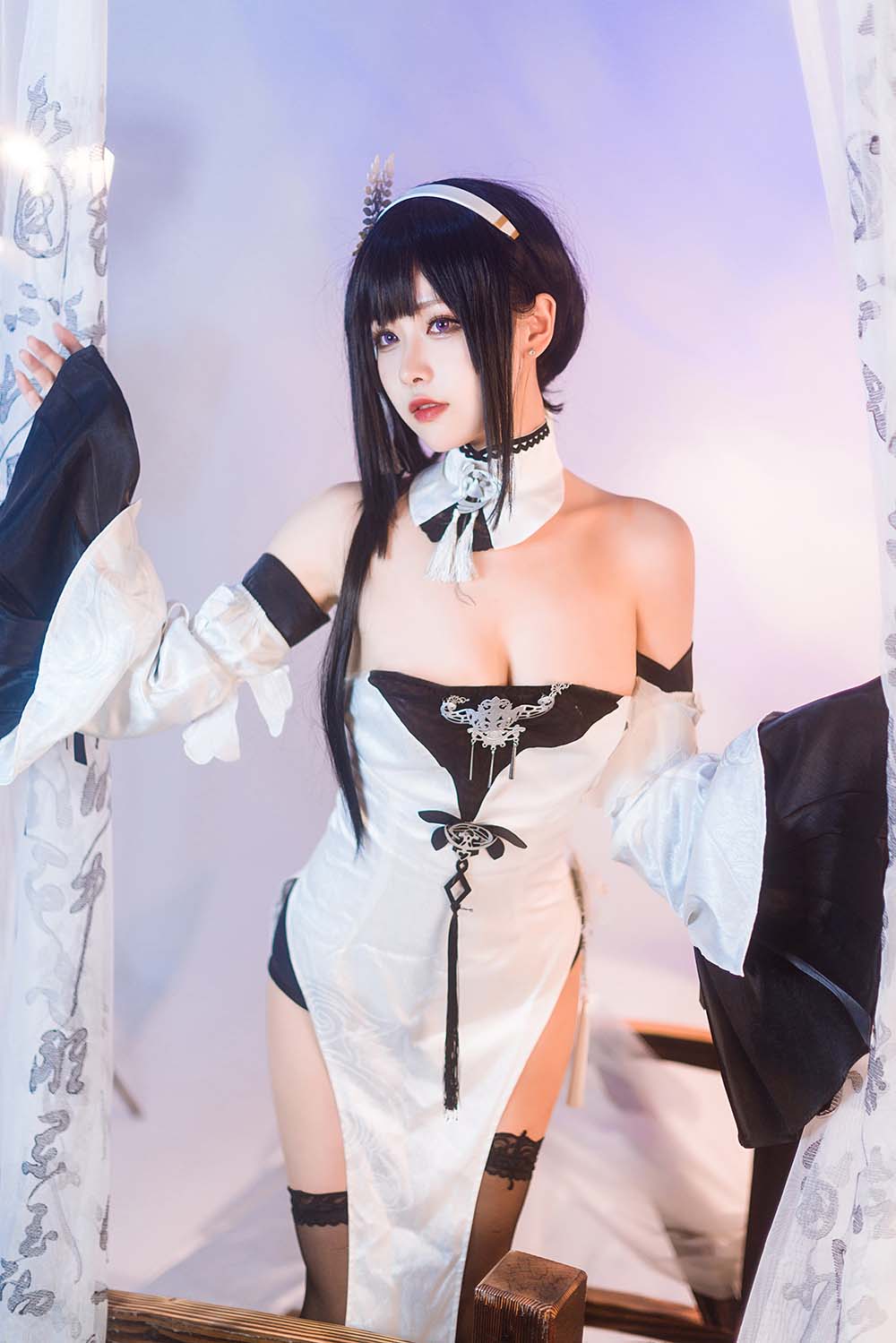 Momoko葵葵 – 碧蓝航线镇海 奇奢花苑 Cosplay-第1张