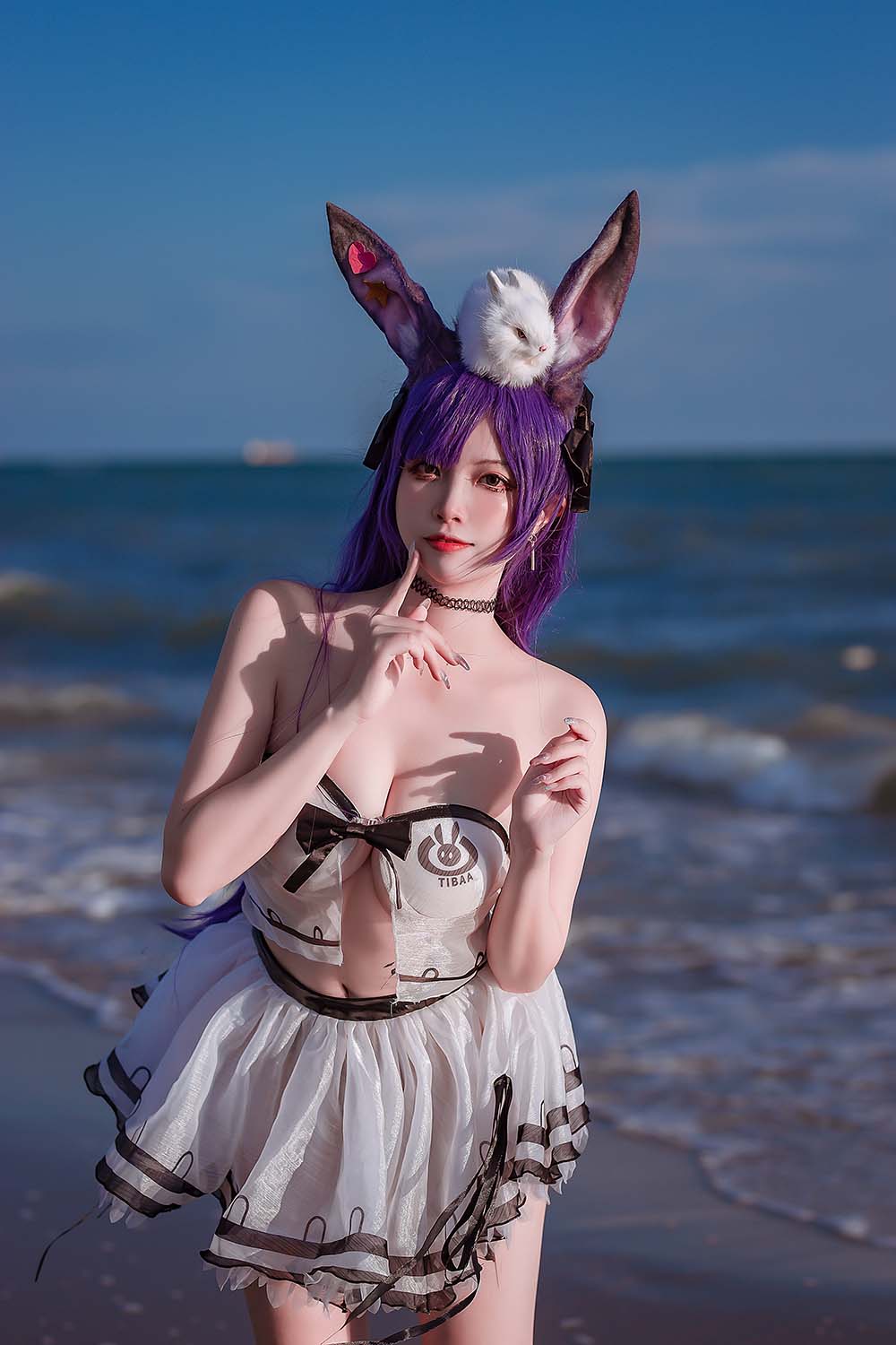 二佐Nisa – 泰拉夏日纪事 方舟暗索泳装 Cosplay-第1张