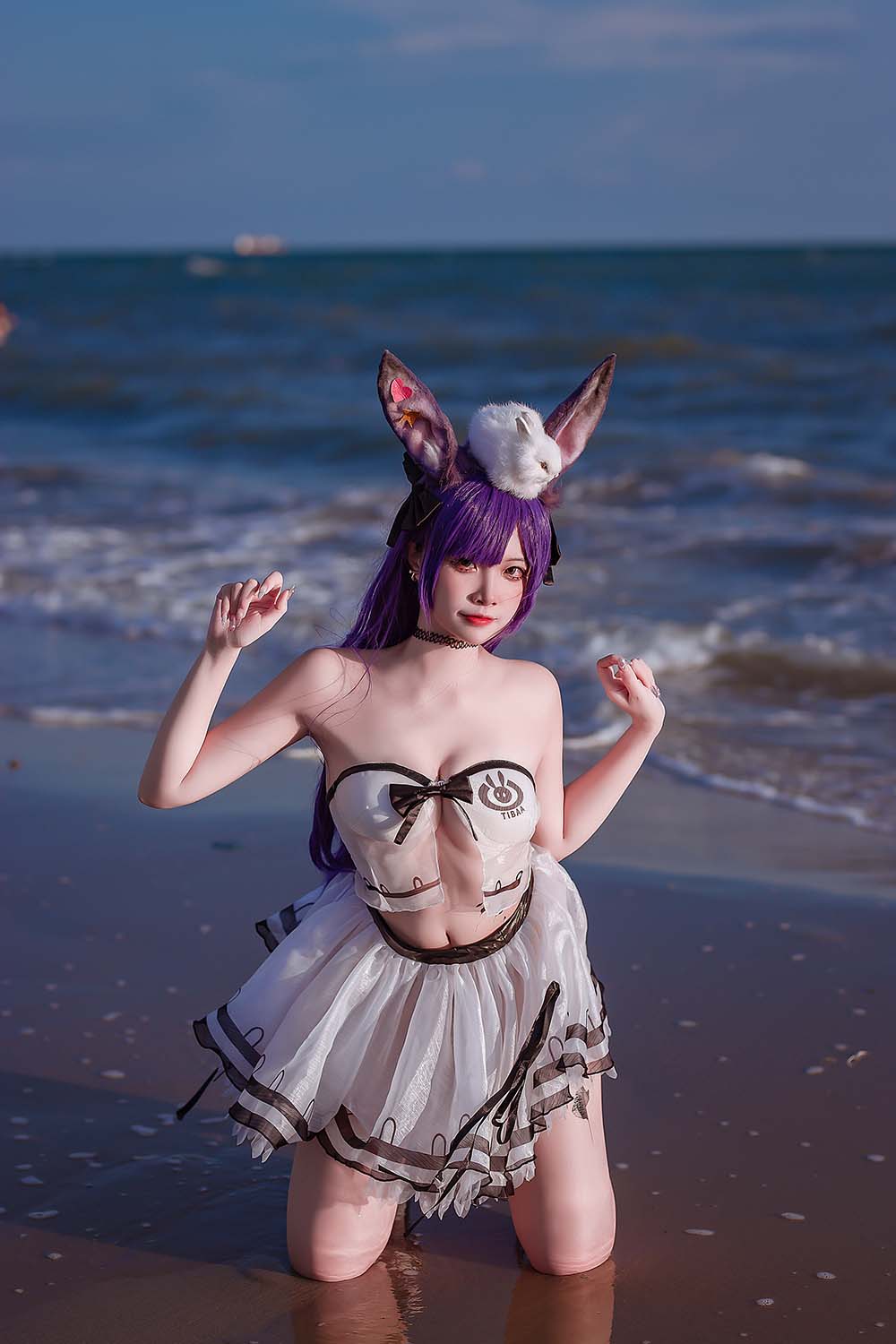 二佐Nisa – 泰拉夏日纪事 方舟暗索泳装 Cosplay-第2张