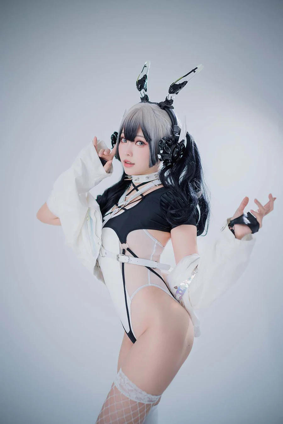 Ely_eee(ElyEE子) – CyberGirl Blanche Cosplay-第2张