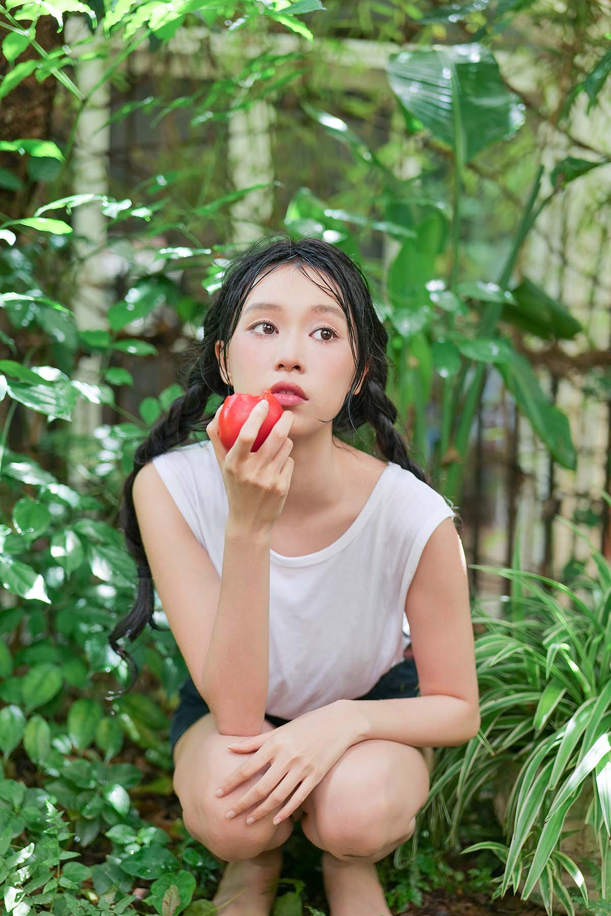 [YITUYU艺图语]2024.09.08 花语少女·悠然时光 茵子吞籽儿 YITUYU艺图语-第1张