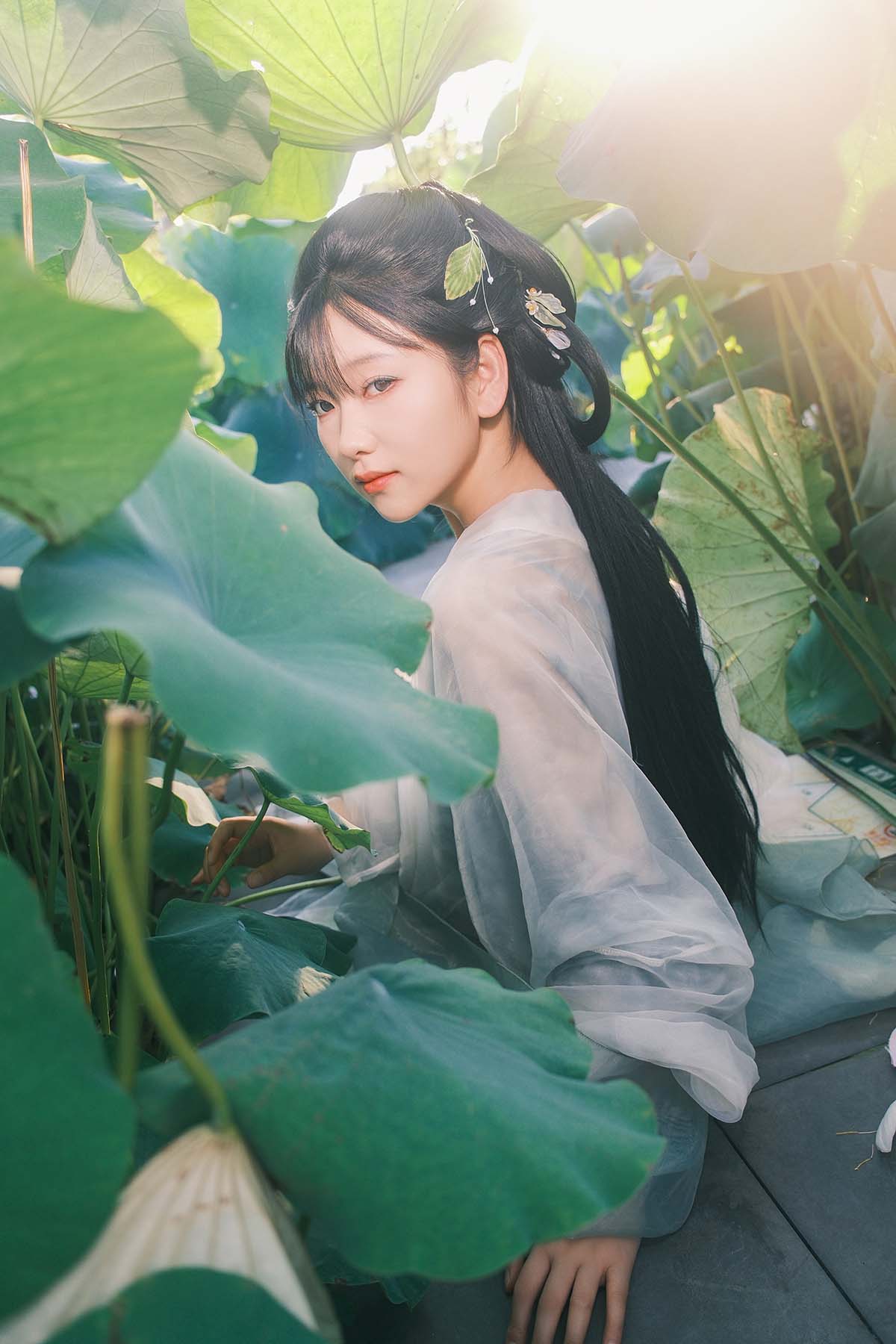 [YITUYU艺图语]2024.09.22 误入莲花深处 静静 YITUYU艺图语-第2张