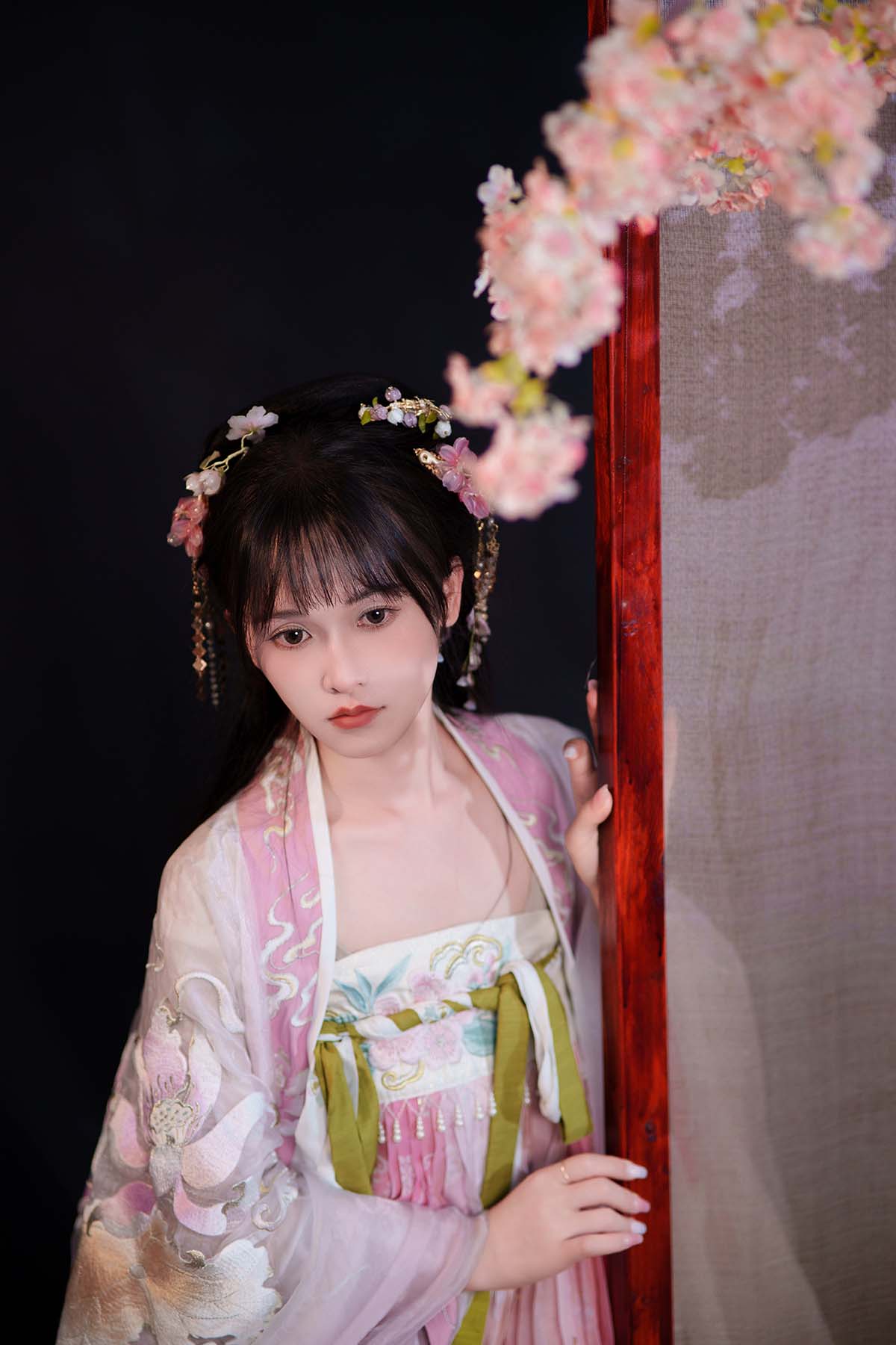 [YITUYU艺图语]2024.10.11 踏山河 小小雨 YITUYU艺图语-第2张