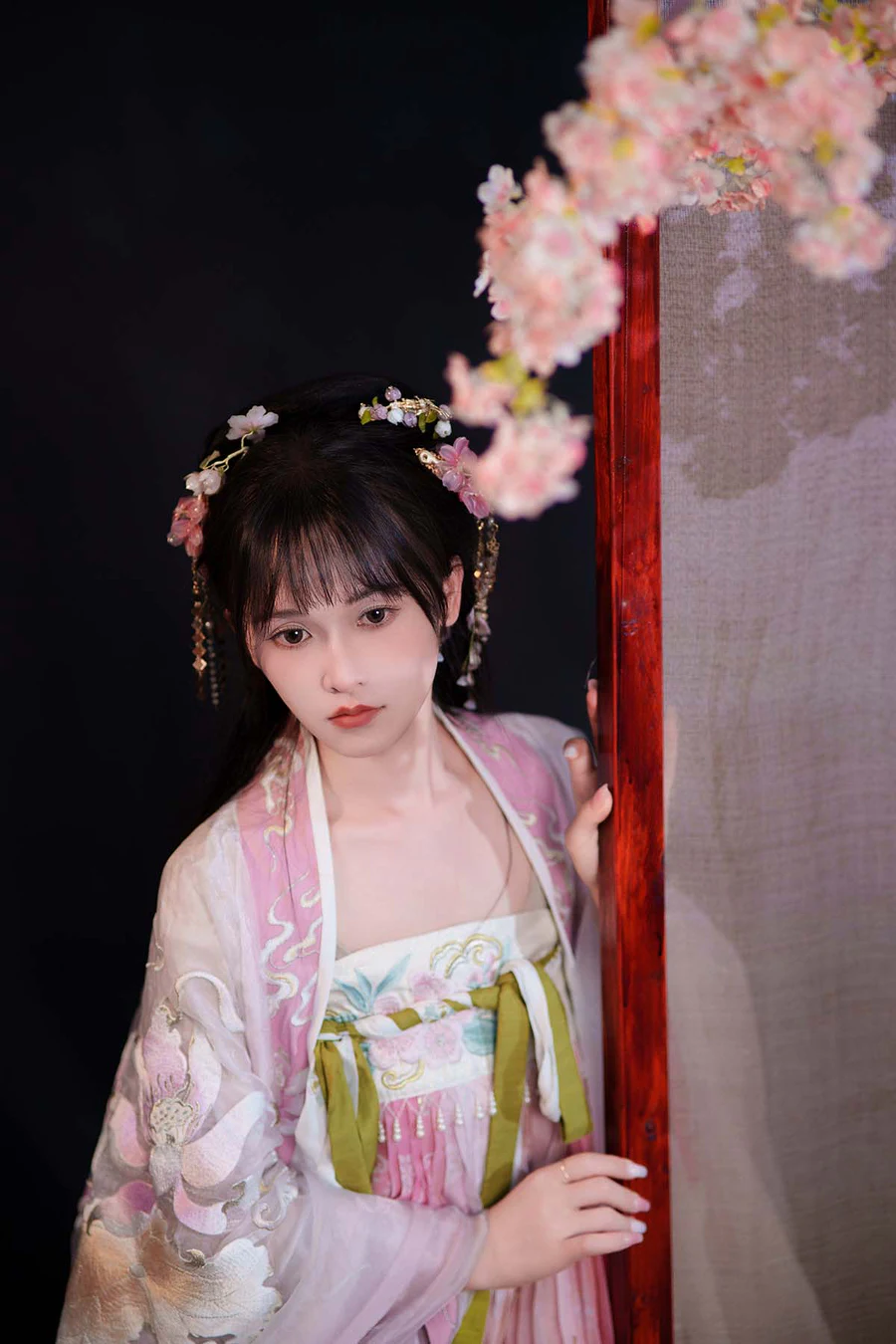 [YITUYU艺图语]2024.10.11 踏山河 小小雨 YITUYU艺图语-第2张