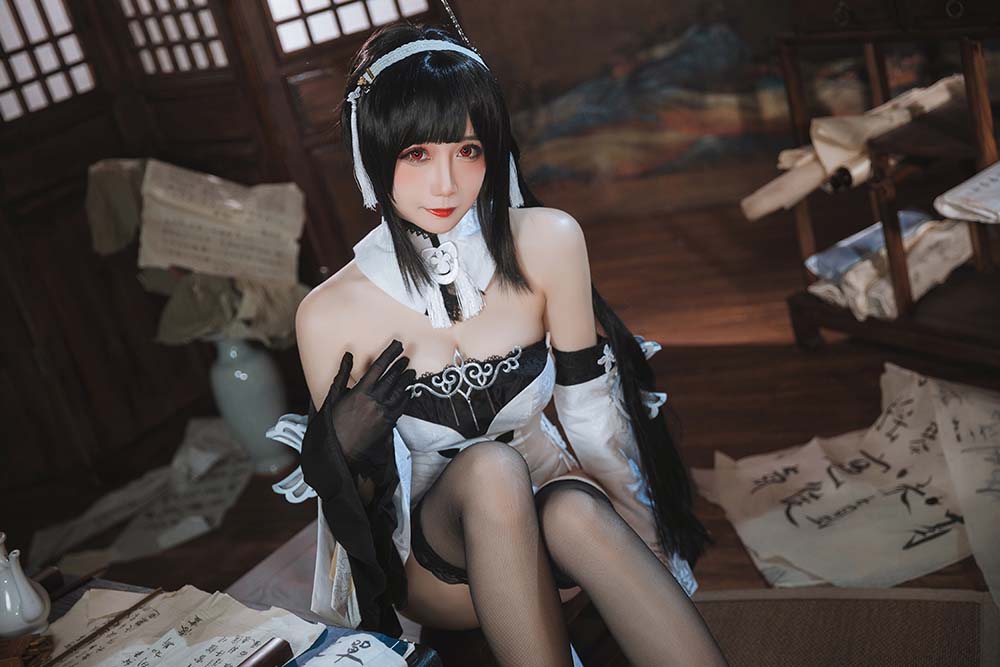 焖焖碳 – 碧蓝航线 镇海白黑礼服 Cosplay-第2张