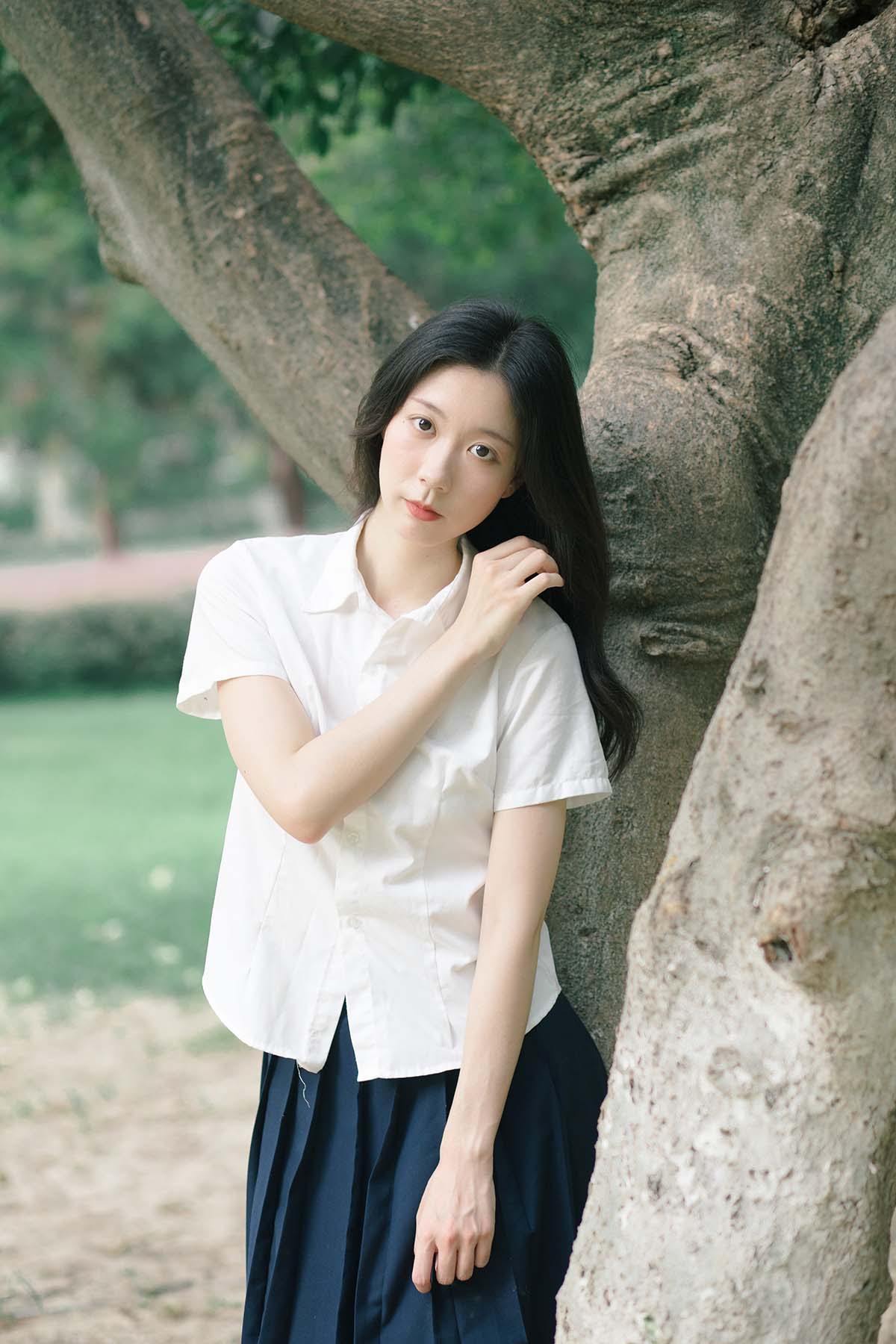 [YITUYU艺图语]2024.10.28 夏尽 饲猫少女- YITUYU艺图语-第2张