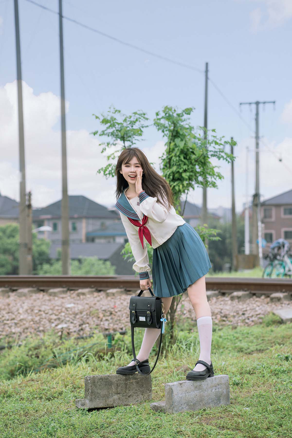 [YITUYU艺图语]2024.10.31 蓝色日系少女 泡芙小方 YITUYU艺图语-第1张
