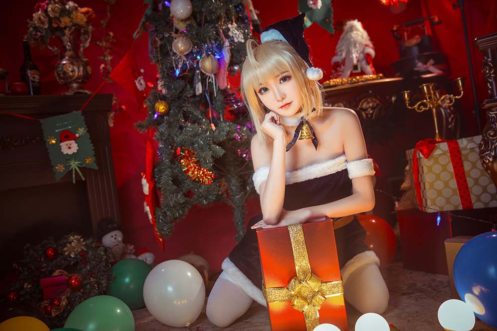 这个泡泡就是逊啦 – 阿尔托莉雅_圣诞贺 Cosplay-第2张