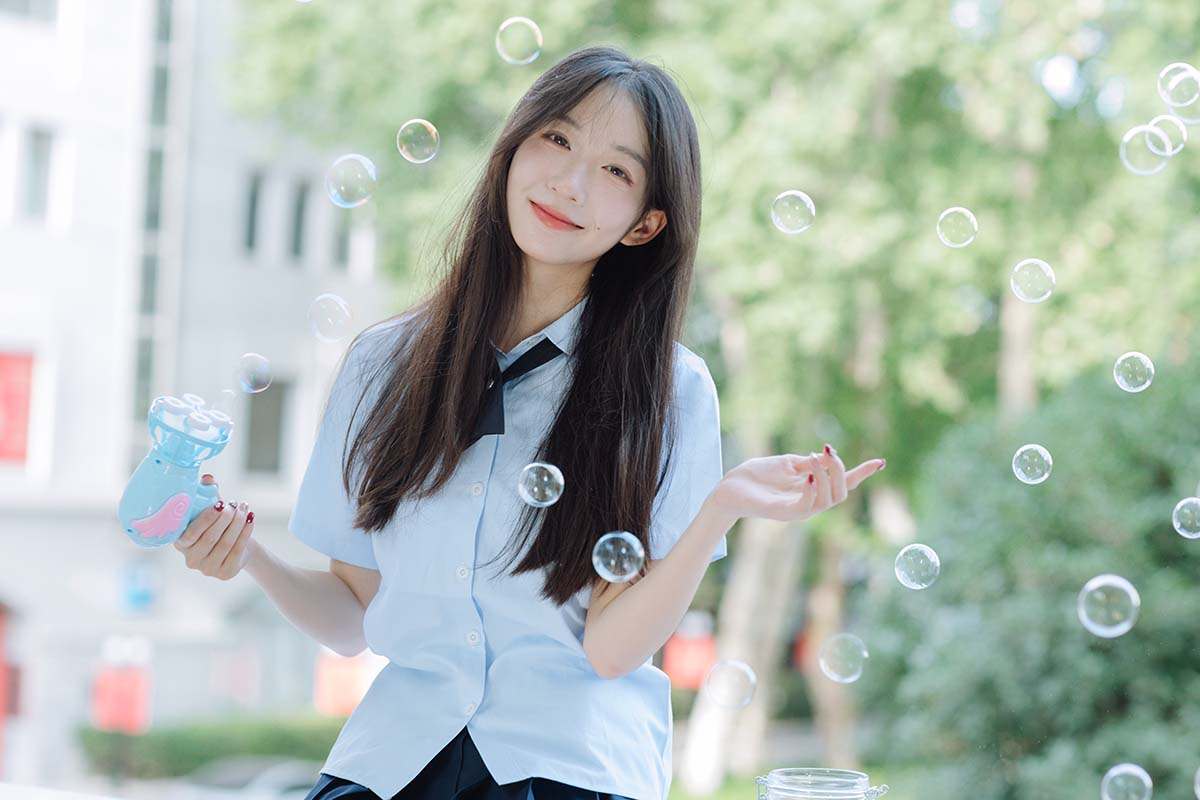 [YITUYU艺图语]2024.10.30 女学生的夏天 吃口汤圆吗 YITUYU艺图语-第1张
