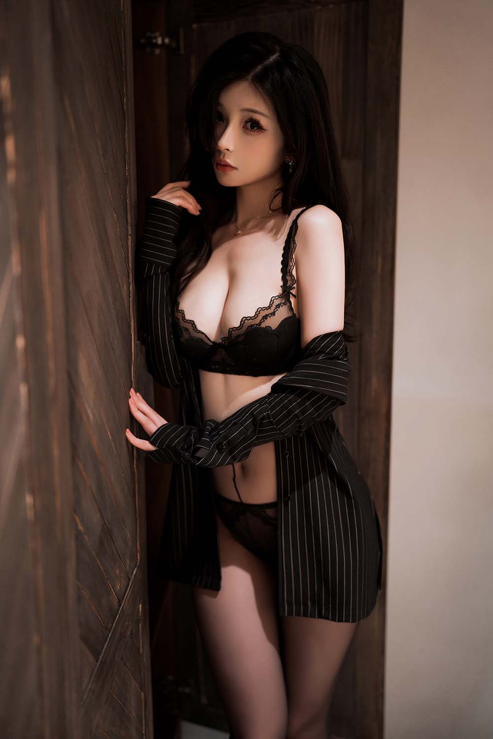 rioko凉凉子(肉扣热热子) – 和前辈一起出差吧 Cosplay-第1张