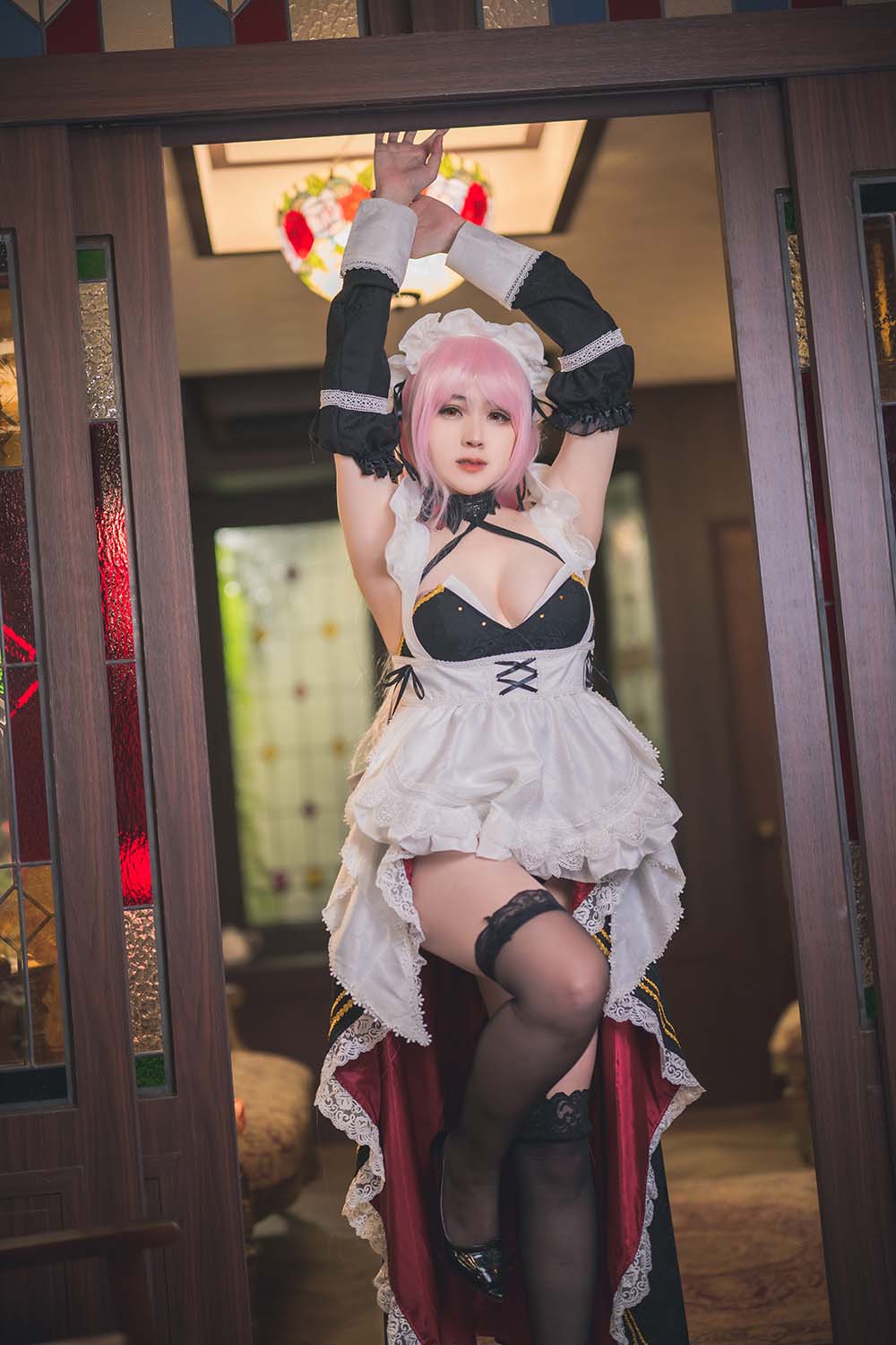 Hatori Sama – Mori Calliope Maid Cosplay-第1张