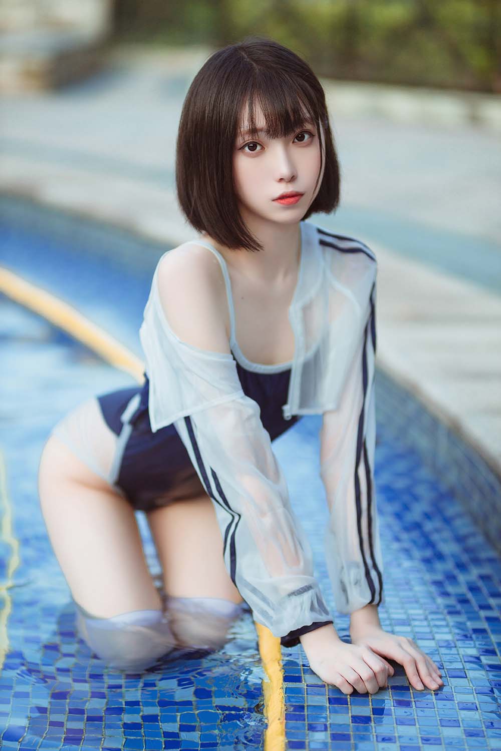 许岚(叁月life) – 泳装 Cosplay-第1张